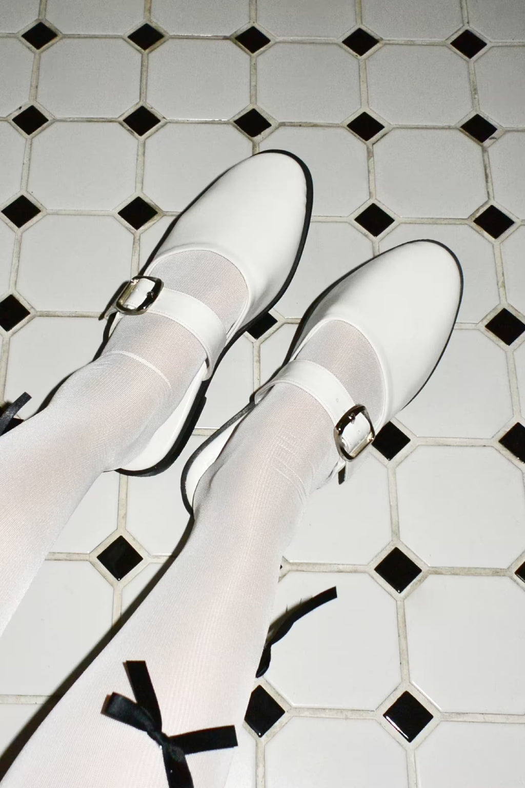 JANE CLASSIC - WHITE