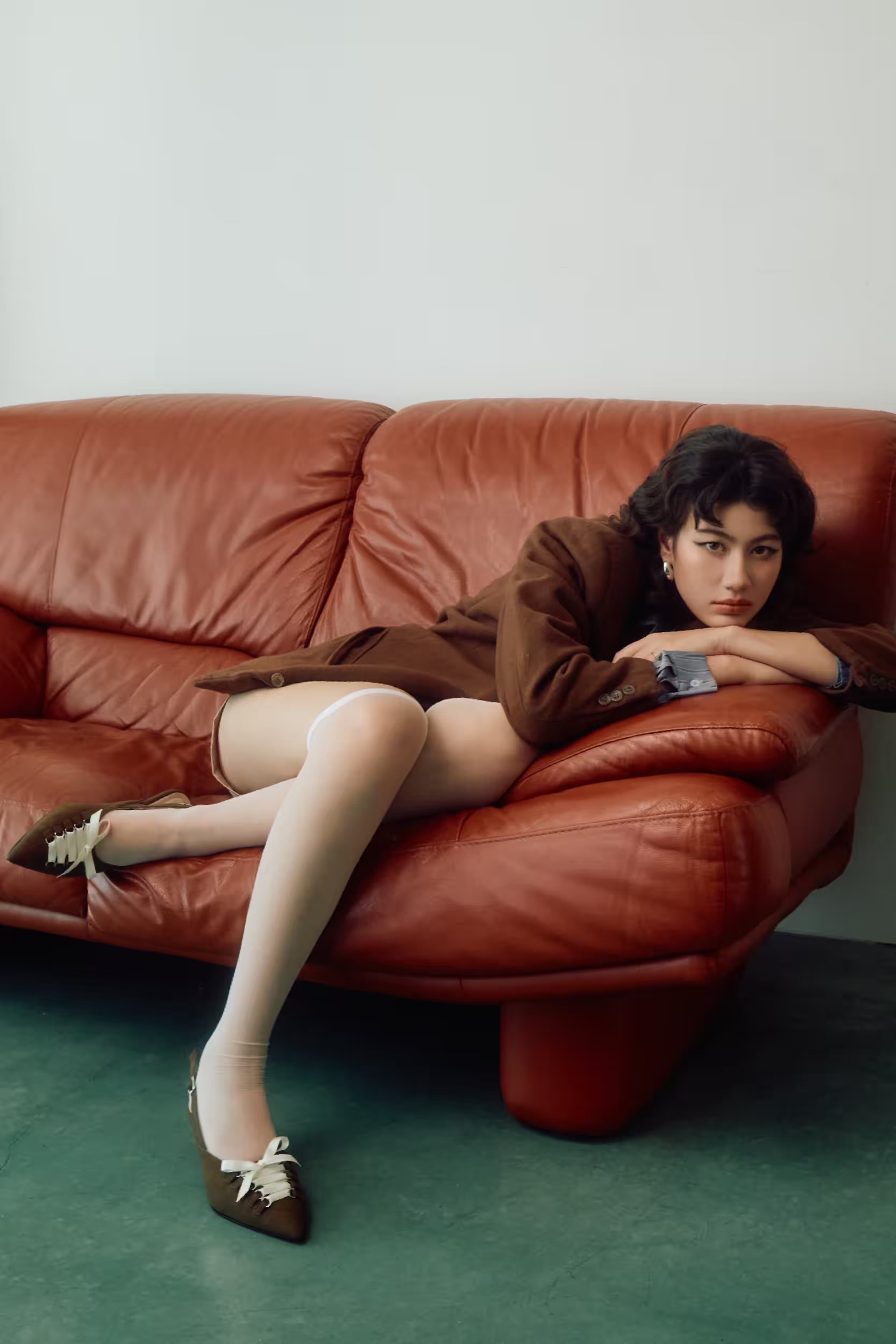KELLY - BROWN SUEDE