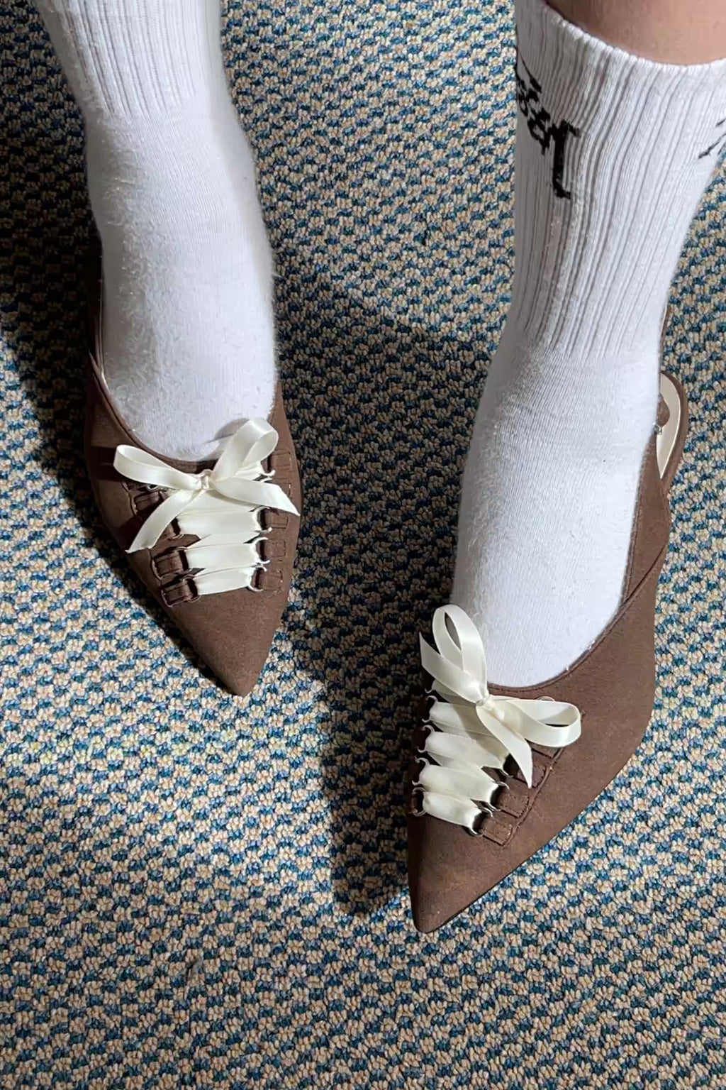 KELLY - BROWN SUEDE