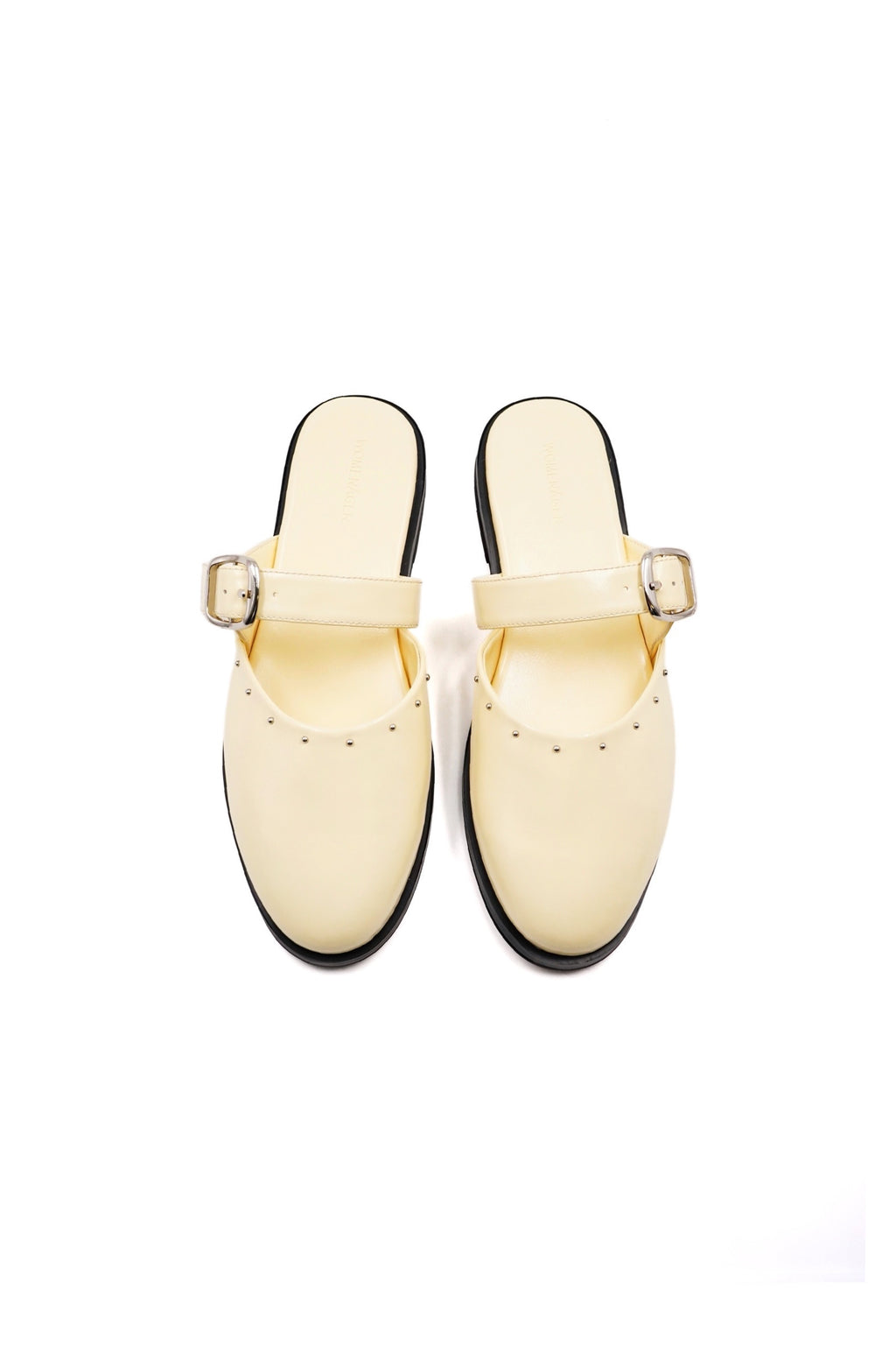 JANE ORIGINAL - BUTTER WITH METAL STUDS