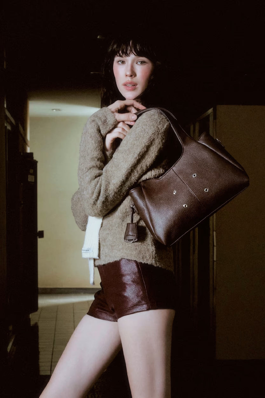 아일렛 숄더 – 카카오