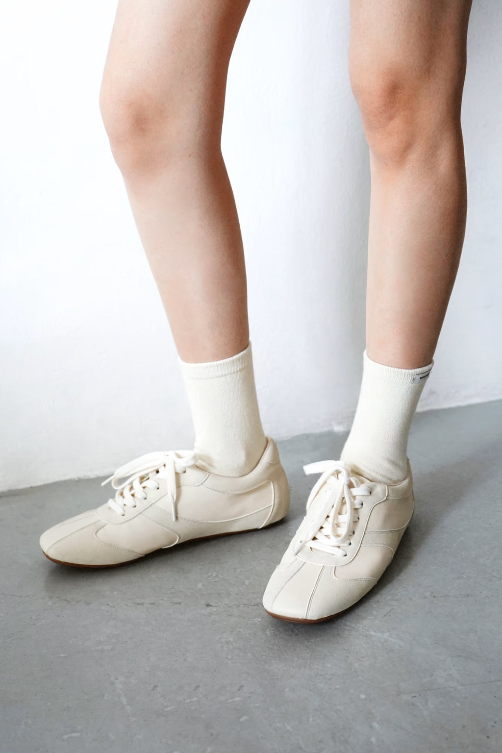 THE 25 FLAT SNEAKER - IVORY